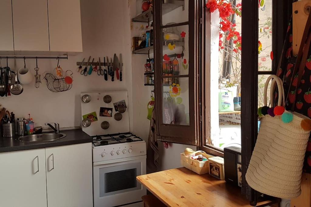Small Room In Sants With Huge Terrace Βαρκελώνη Εξωτερικό φωτογραφία