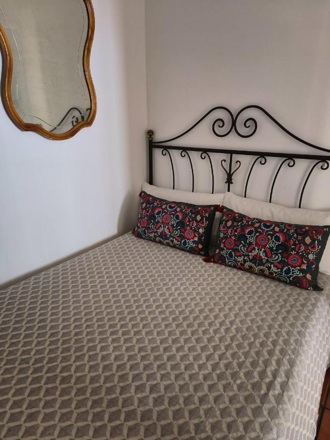 Small Room In Sants With Huge Terrace Βαρκελώνη Εξωτερικό φωτογραφία